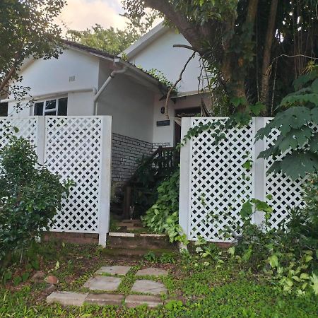 Beach Wood Cottages シェリービーチ エクステリア 写真